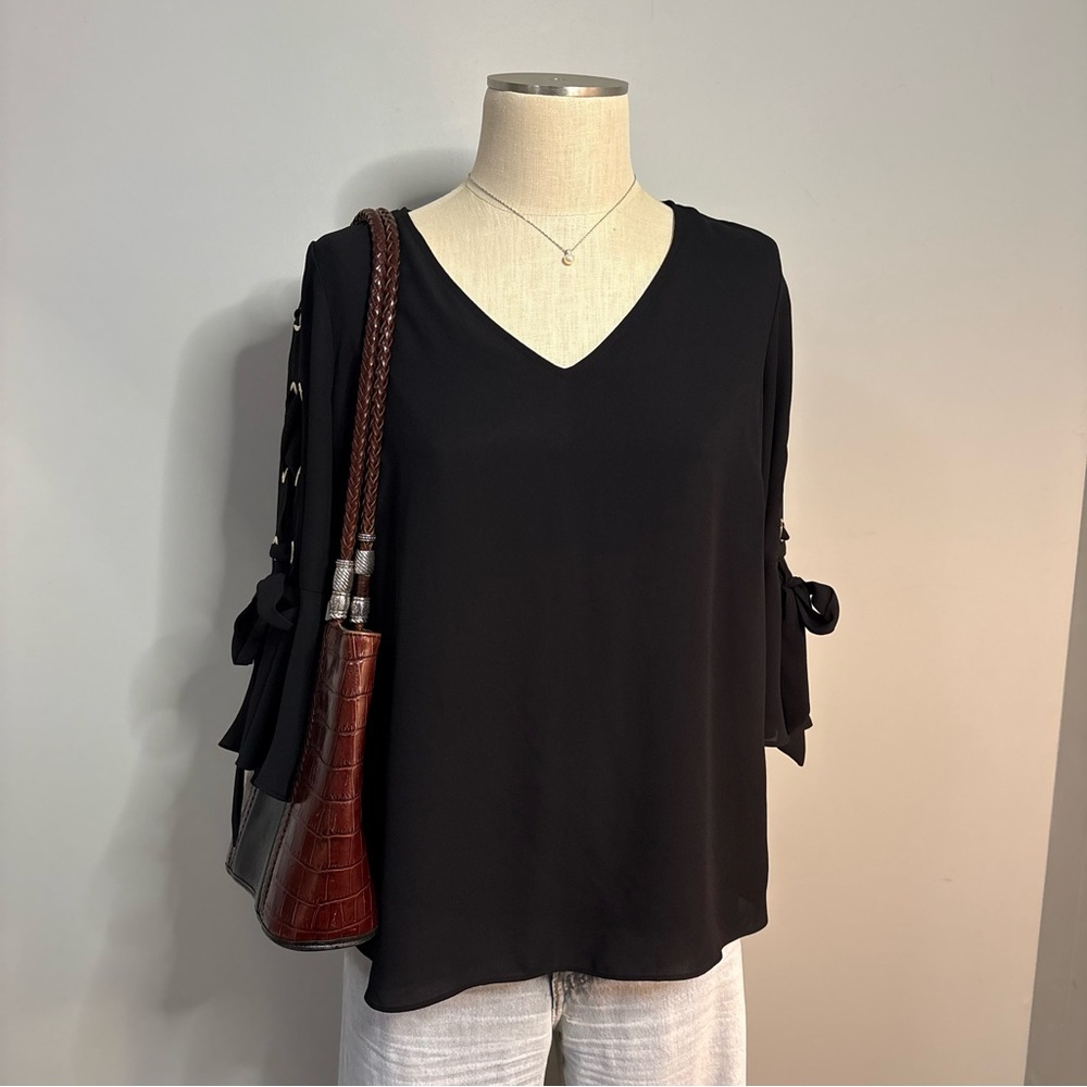 Thalia Sodi Black V-Neck Blouse